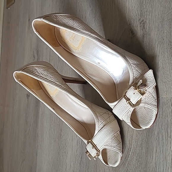 Dior bumblebee Prep Toe  Grained Calksin Heels Sandals - Size 38 EUR - Picture 1 of 12
